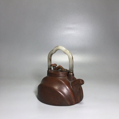 Chinese Yixing Zisha Clay Handmade Exquisite Teapot （浪花镶玉提梁 底款：杨鹏年）