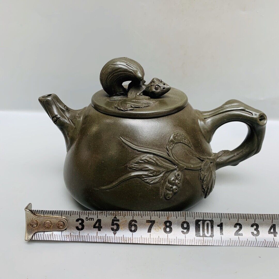 Vintage Chinese Yixing Purple Clay Teapot Zisha Ceremony Carving Collectible Art