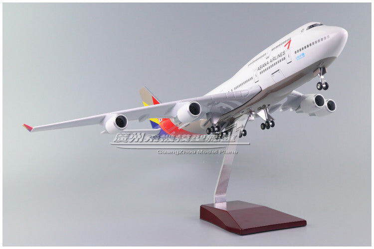 1:150 47CM ASIANA AIRLINES BOEING 747-400 Airplane Landing Gear Resin Model