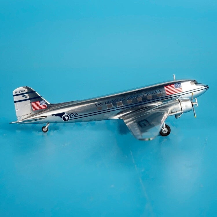 1:200 Geminijets Pan Am Douglas DC-3C Passenger Airplane Diecast Model