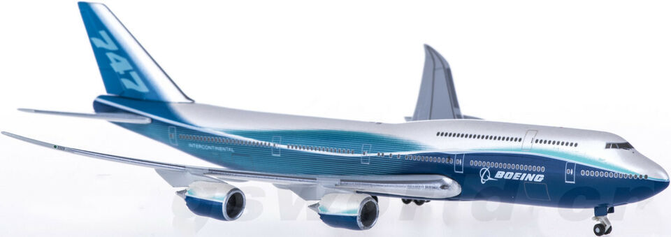1:500 Hogan BOEING 747-8 Passenger Airplane Diecast Plane Aircraft Model