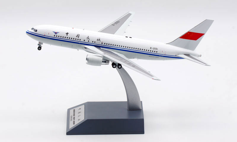 1:200 Aviation CAAC BOEING B767-200ER Passenger Airplane Diecast Plane Model