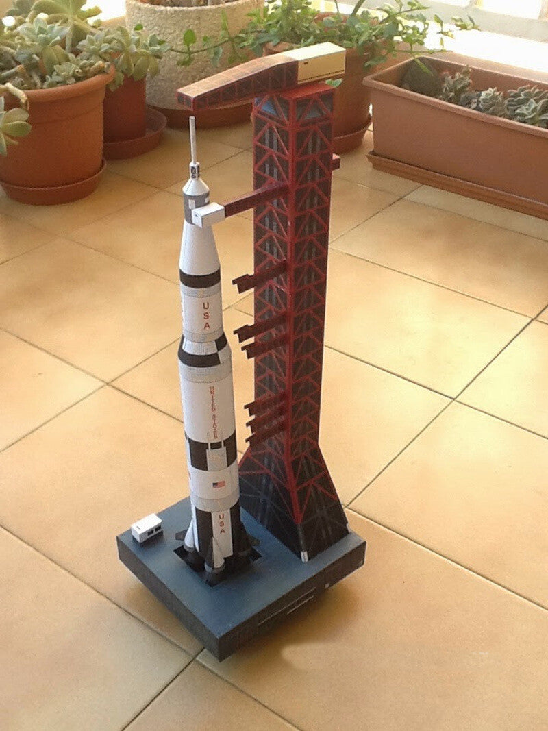 1:300 USS Saturn V Rocket&Launch Pad Unassembled Paper Model Handmade Ornaments