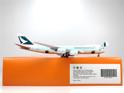 1:400 JC Wings CATHAY PACIFIC CARGO BOEING B747-8F Airplane Diecast Model