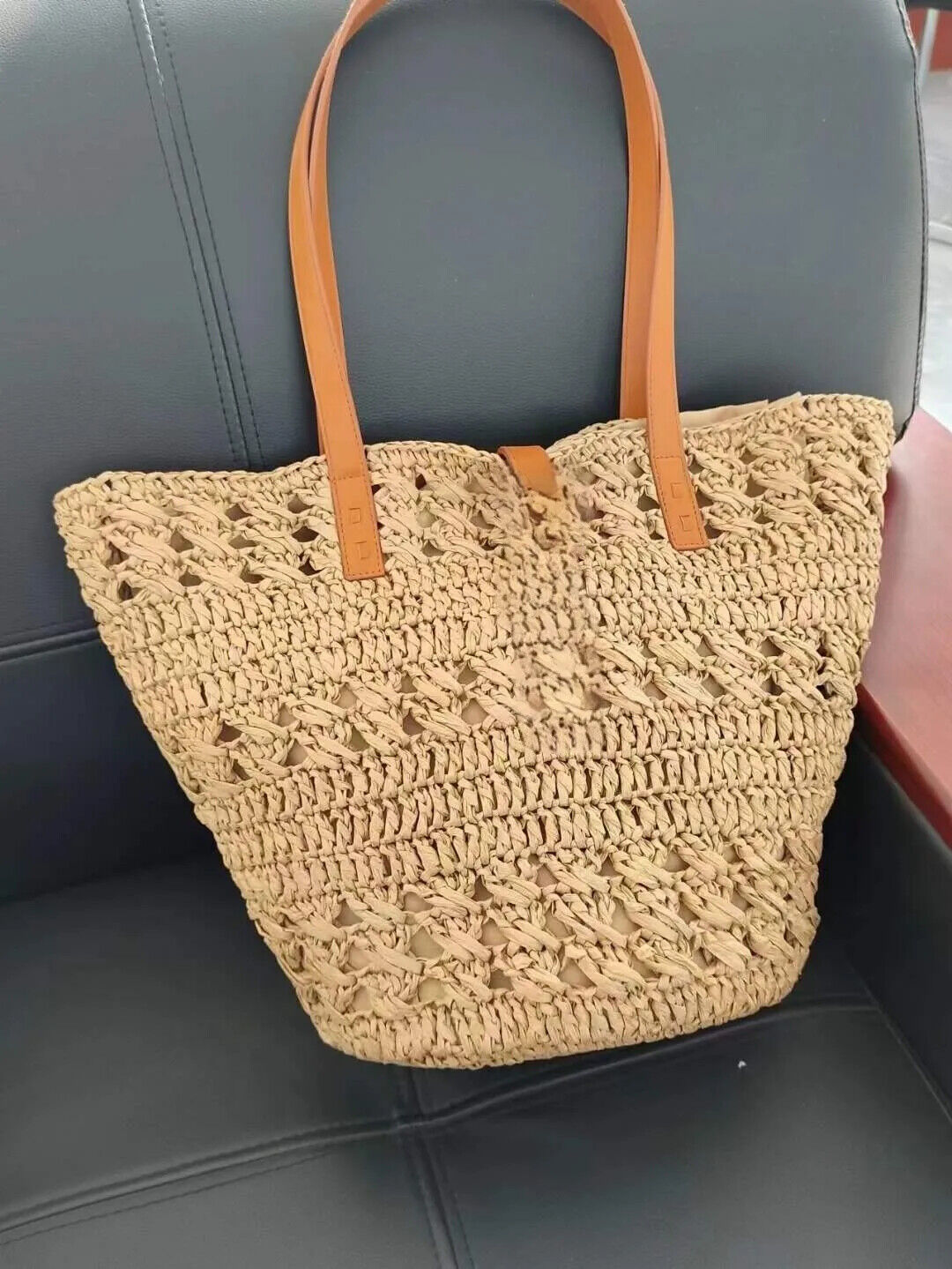 Straw Handbag Hand-woven Women's Holiday Bag Shoulder Bag
