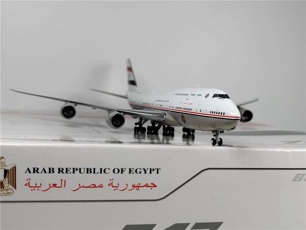 1:400 JC Wings ARAB REPUBLIC OF EGYPT B747-8 Passenger Airplane Diecast Model