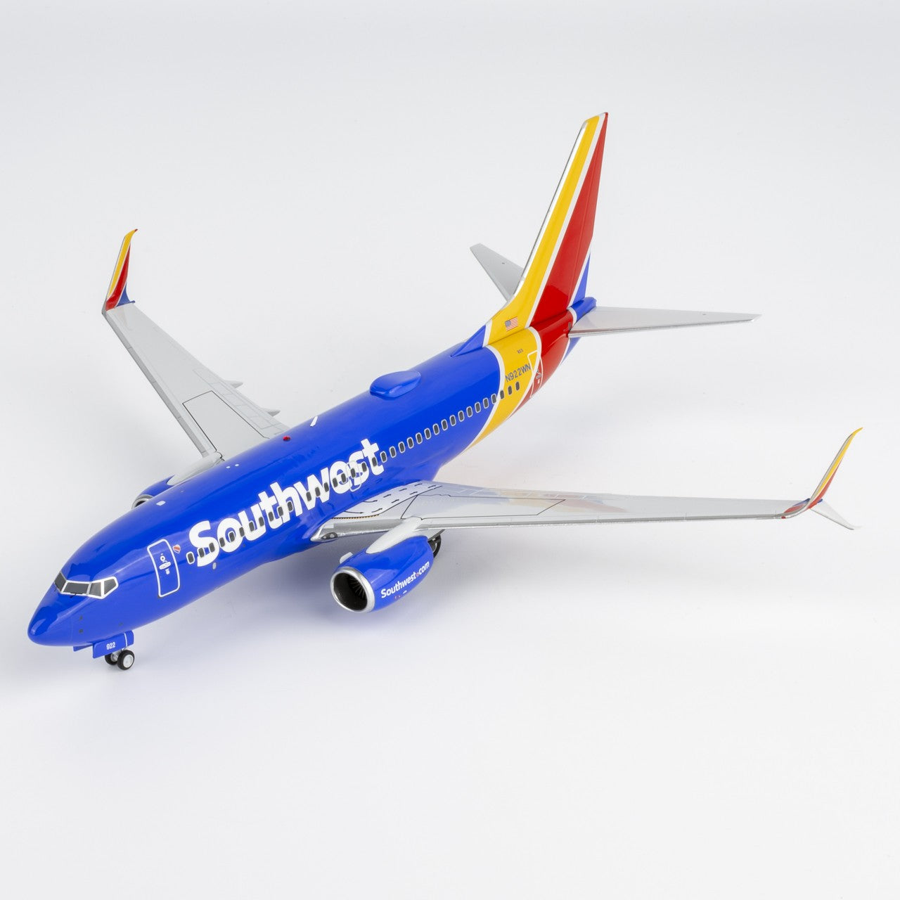 1:200 NGmodels Southwest Airlines Boeing 737-700 Passenger Diecast Plane Model