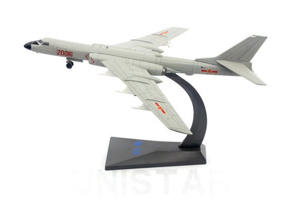 Unistar China H-6K 1/144 diecast plane model aircraft