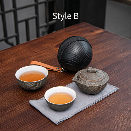Ceramic Teapots with 2 Cups Portable Travel Tea Set