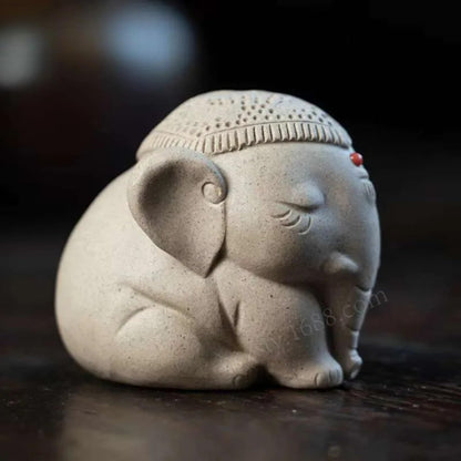 Purple Clay Elephant Tea Pet Figurine Ornaments 6cm Sculpture Tea Ceremony Decor