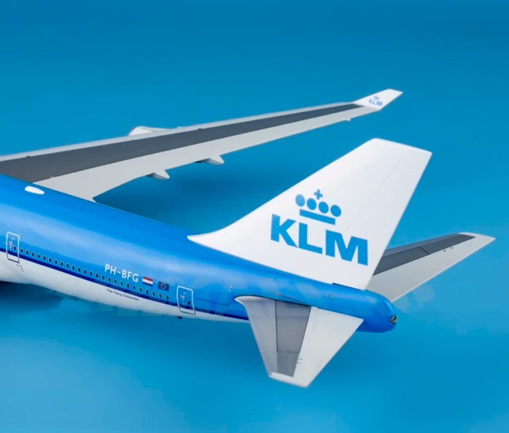 1:200 35CM JC Wings KLM BOEING 747-400 Airplane Aviation Tag Diecast Plane Model