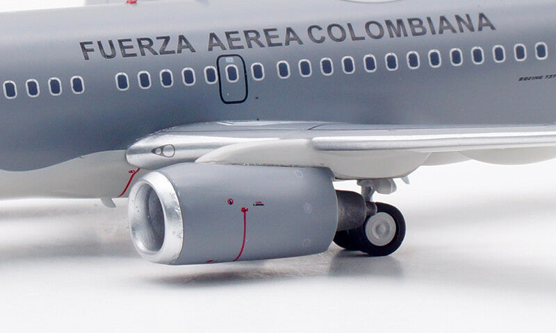 1:200 Inflight FUERZA AEREA COLOMBIANA Boeing 737-700 Aircraft Diecast Model