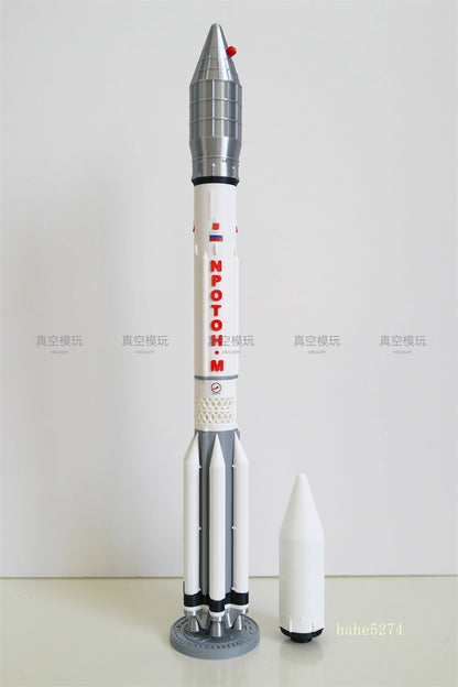 1/144 CCCP Russian Space Agency Proton-M Launch Vehicle Finished Static Model