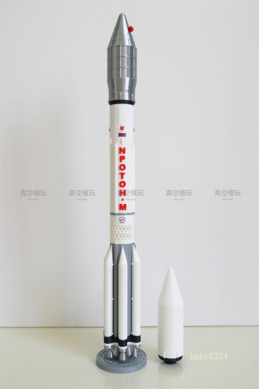 1/144 CCCP Russian Space Agency Proton-M Launch Vehicle Finished Static Model