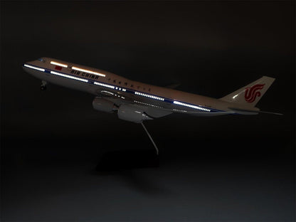 47CM 1:160 AIR CHINA BOEING 747-8 Plane Led Sound-controlled Light Resin Model