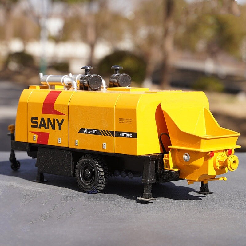 1:28 SANY Concrete Pump Construction Machine Equipment Diecast Model Collection