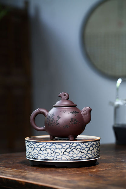 China Yixing Zisha Pottery Purple Clay Handmade 350cc Tripodia Teapot 三阳开泰