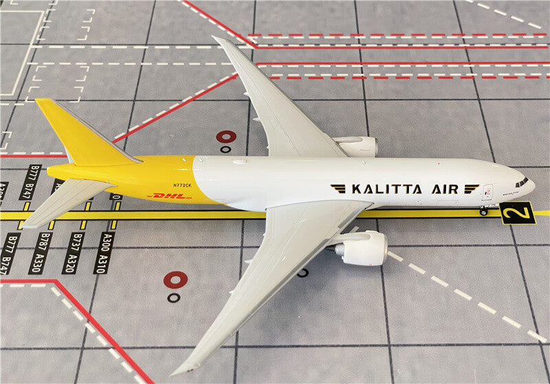 Phoenix DHL KALITTA AIR for Boeing 777-200 N772CK 1：400 plane Pre-builded Model