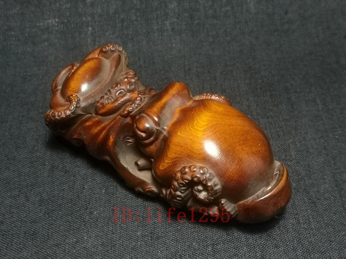 Japanese boxwood hand carved treasure octopus fish statue decoration collectable
