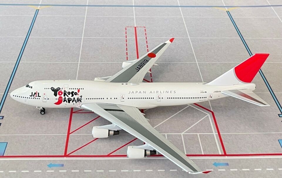 1:400 Phoenix JAPAN AIRLINES BOEING 747-400 Passenger Airplane Diecast Model