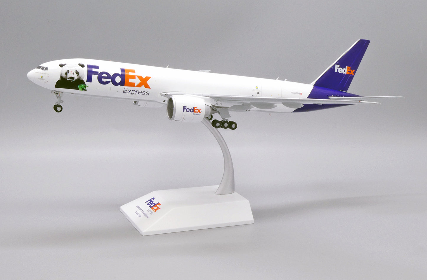 1:200 JC Wings FedEx Boeing 777-200LRF Airplane Diecast Aircraft Model