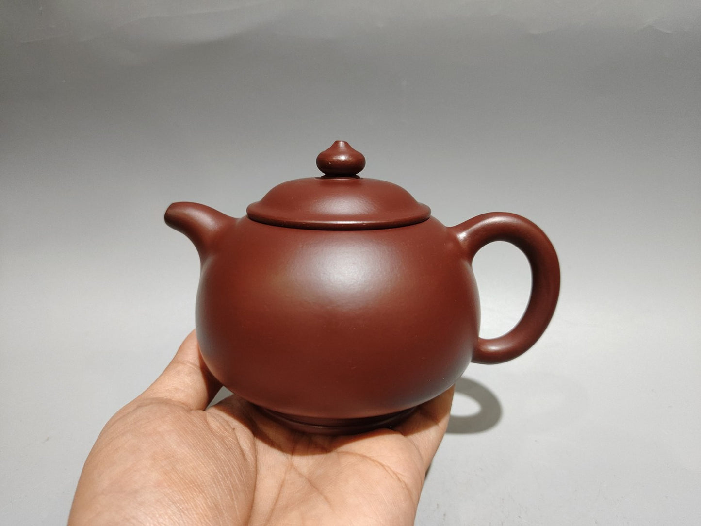 Chinese Yixing Zisha Clay Handmade Exquisite Teapot 31339