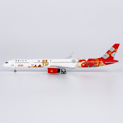 1:400 NGmodels Others Boeing 757-300 Passenger Airplane Diecast Model