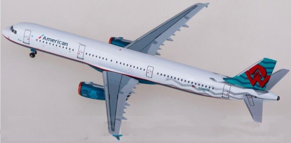 1:400 AeroClassics American AIRBUS A321 Passenger Airplane Diecast Plane Model