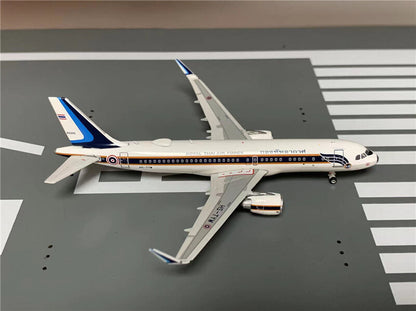 Phoenix Royal Thai Air Force for Airbus A320 HS-TYW 1:400 DIECAST Aircraft Model