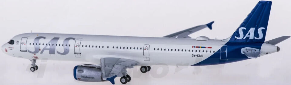 1:400 NG Model SAS Scandinavian AIRBUS A321 Passenger Airplane Diecast Model