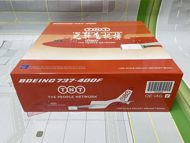 1:200 JC Wings TNT BOEING 737-400F Airfreighter Airplane Diecast Aircraft Model