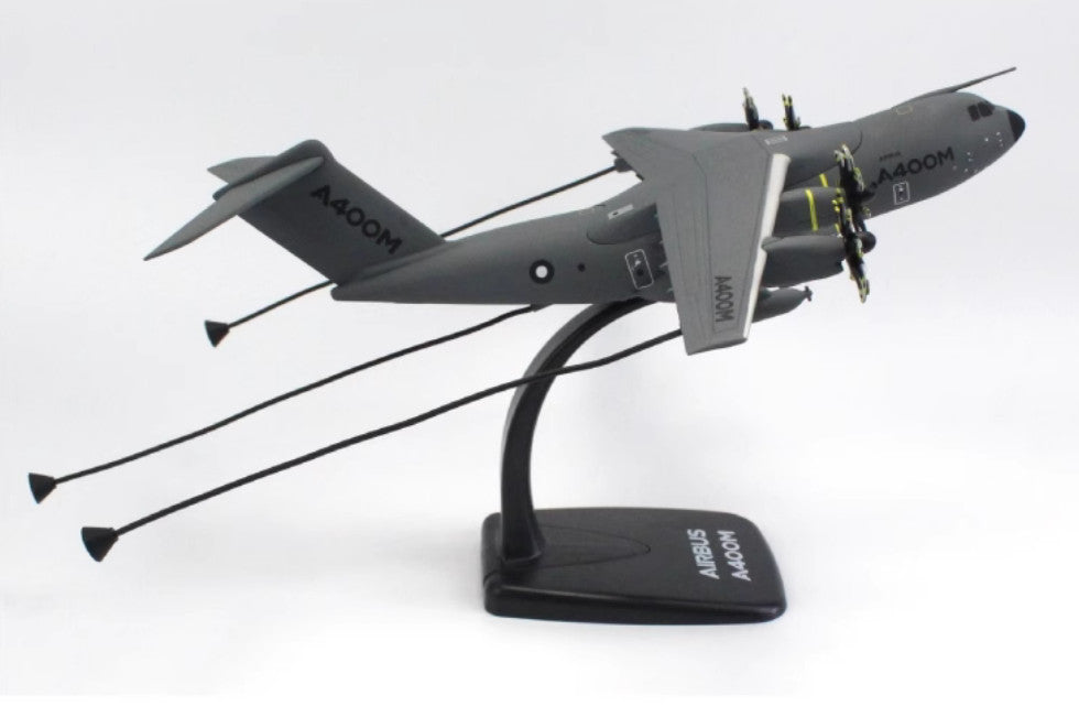 1:200 21CM YRD AIRBUS A400M Airplane ABS Plastic Aircraft Transport Plane Model