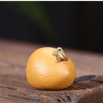 Chinese Yixing Zisha Pottery Duan Clay Lovable Orange Animal Frog Tea Pet Statue