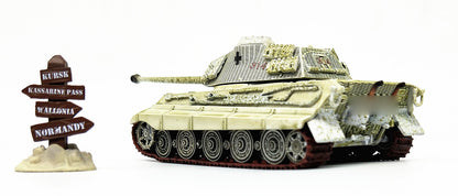 Tiger II - Budapest 1945 1/72 diecast tank model ATLAS