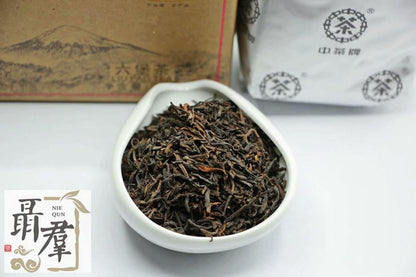 Chinese tea Liu Bao Cha 5101 dark tea by Zhong Cha export product, 200g