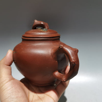 Chinese Yixing Zisha Clay Handmade Exquisite Teapot（报春壶 低款：汪寅仙）