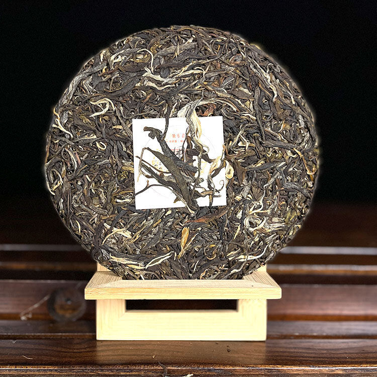 357g Yunnan Pu'er Tea Sleepy Deer Mountain Famous Tea Pu'er Raw Tea Cake 12.59oz