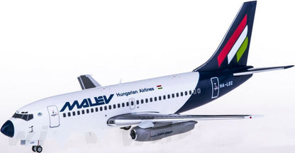 1:200 Herpa Hungarian Airlines BOEING 737-200 Passenger Airplane Diecast Model