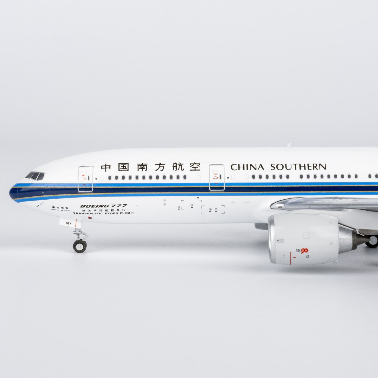 1:400 NGmodels China Southern B777-200ER Passenger Airplane Diecast Plane Model