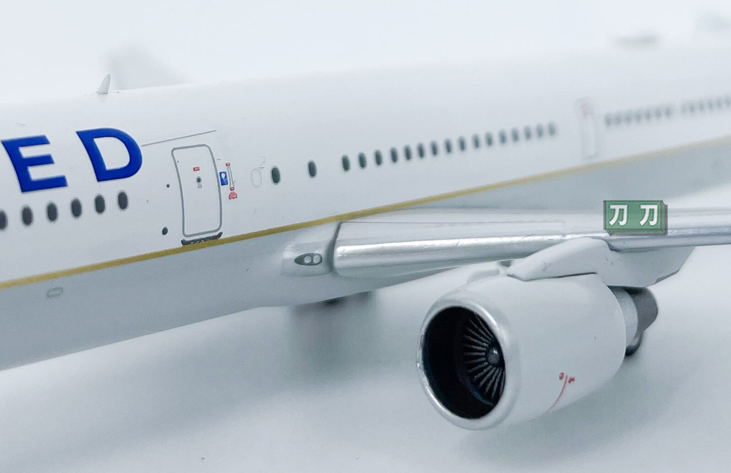 1:400 Panda UNITED BOEING 767-400 Passenger Aeroplane Diecast Aircraft Model