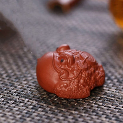 Chinese Table Decoration Yixing Zisha Dahongpao Clay Tea Pet Toad Artware Small