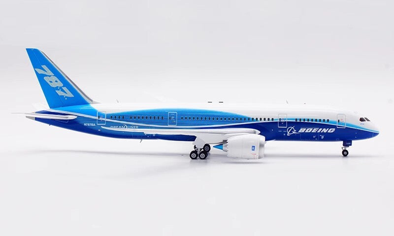 1:200 SQ Wings Boeing Boeing 787-8 N787BA Passenger Airplane Diecast Model