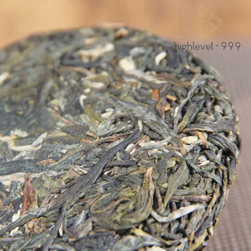 100g Raw Pu'er Tea Cake Yunnan Menghai Kunlu Mountain Ancient Tree Compressed