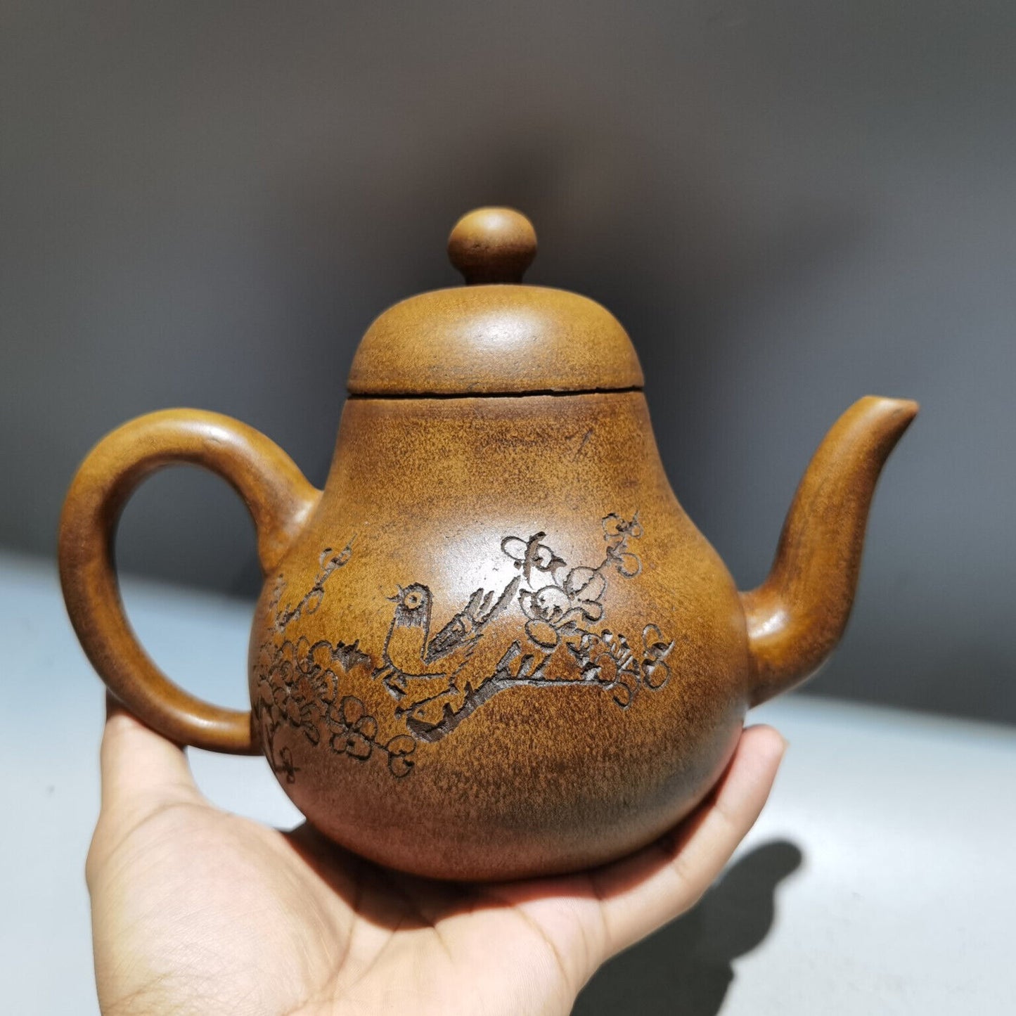 Chinese Yixing Zisha Clay Handmade Exquisite Teapot （刻字酒壶 低款：陈鸣远）