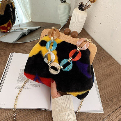 Clip Plush Handbag Acrylic Chain Shoulder Crossbody Bag Clutch 24*20*11 CM Hasp