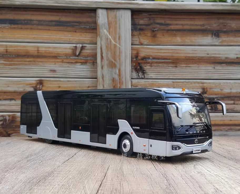 1:42 34CM YUTONG AB14E Airport Shuttle Bus New Energy Vehicles Diecast Model