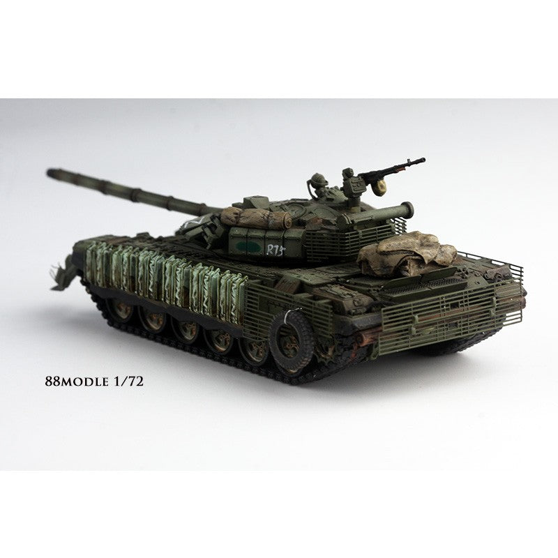 1/72 88MODLE Ukrainian T-72B3M T72 Tank Model Battle Damage Edition With Roof