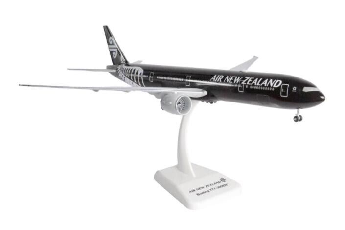 1:200 37CM Hogan AIR NEW ZEALAND BOEING 777-300ER Airplane ABS Plastic Model