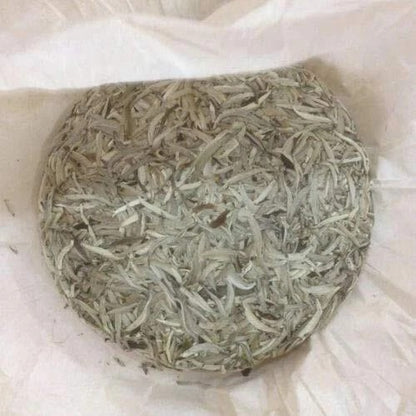 300g Big Leaf Chinese Fuding White Tea Silver Needle Bai Hao Yin Zhen Tea Cake