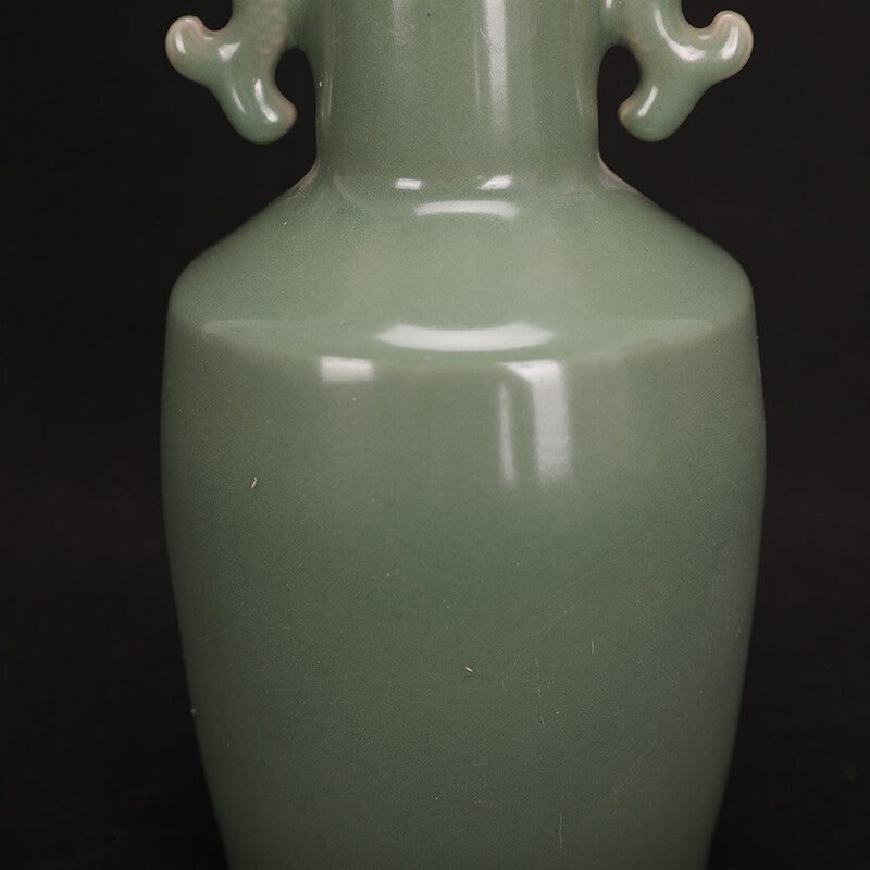 Chinese Song Dynasty Longquan Kiln Plum Green Celadon Double Dragon Vase
